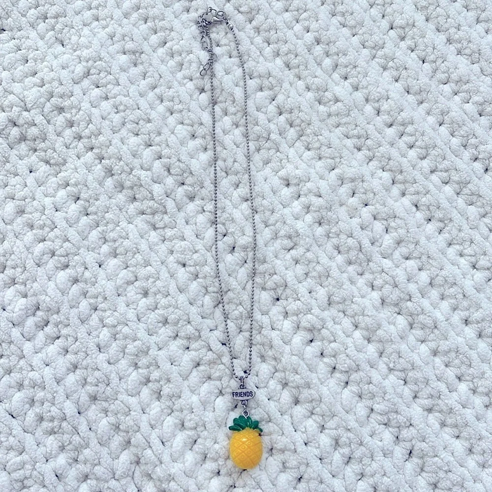 Pineapple 🍍 FRIENDS necklace